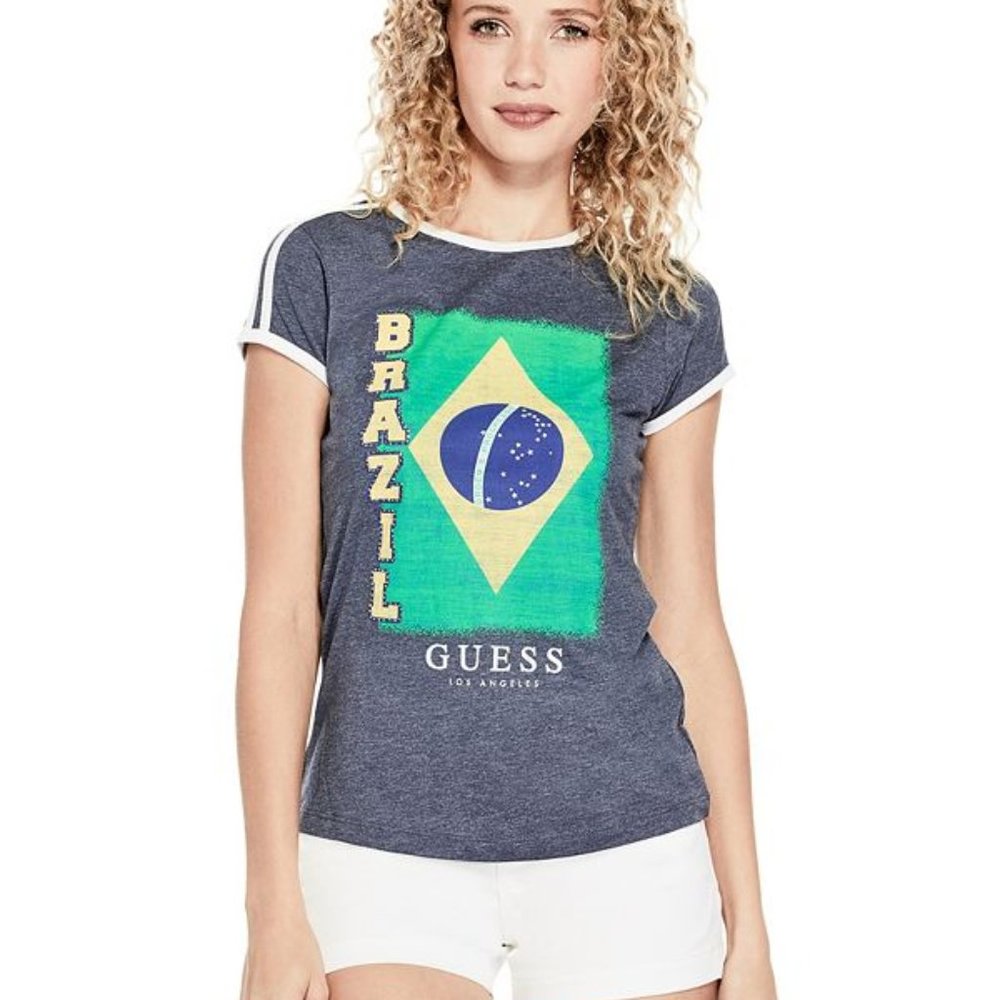 New GUESS Women Brazil World Cup Graphic Tee sz S - Picture 1 of 9